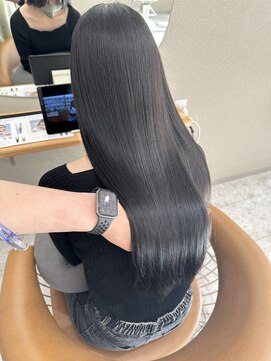 シカ 神戸三宮元町店(Cica) 神戸　三ノ宮　元町　髪質改善　 透明感カラー