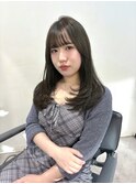 レイヤーカット　オリーブベージュ　顔まわりカット