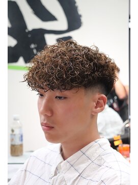 スキル(SKILL) 【SKILL】メンズカット/パーマ/ブリーチ/眉毛/フェザーショート