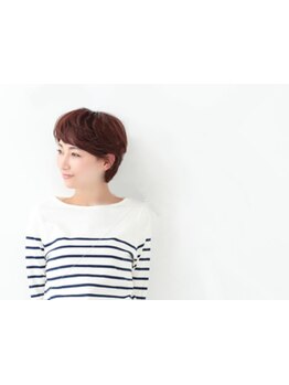 【気になる顔周りをシャープに♪】骨格を補正してくれる"小顔矯正立体カット"でお顔の印象も操作☆