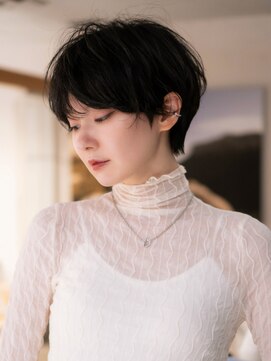 サーカス バイ ビュートリアム 青山(CIRCUS by BEAUTRIUM) マッシュショート ダークアッシュ 似合わせカット