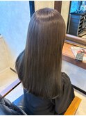 オリーブグレージュ