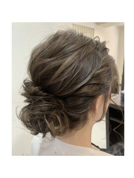 OSHIRO 岡山倉敷店【オシロ】【3月1日OPEN(予定)】 ゆるふわ♪まとめ髪