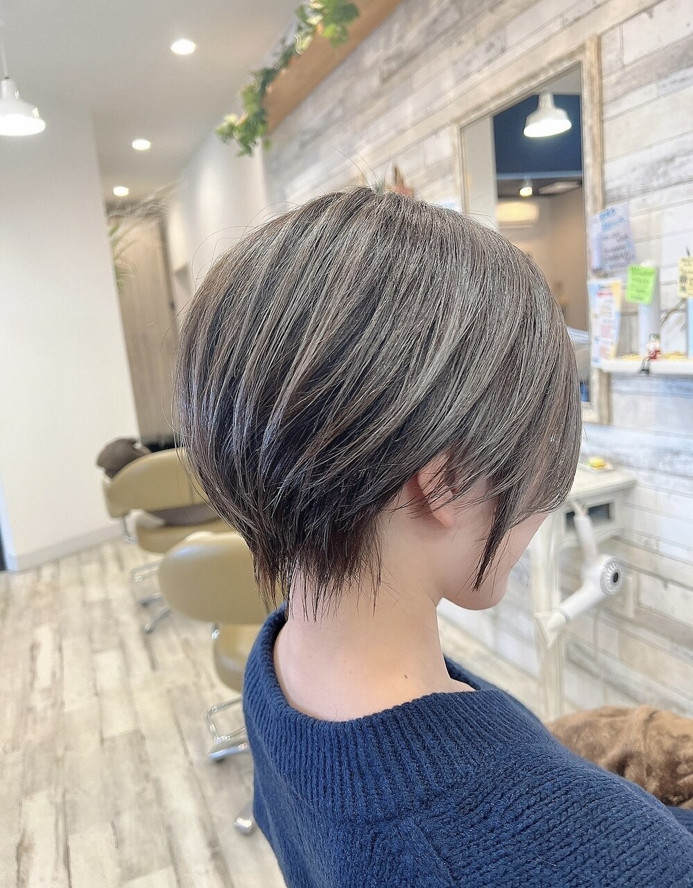 2026年秋】ショート グレーアッシュの髪型・ヘアアレンジ｜人気順
