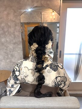 サーディースリーエーカーズヘアスタジオ(33Acers Hair Studio) あみおろし