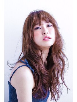 メルクマール(MERKMAL) 抜け感ルーズウェーブ。