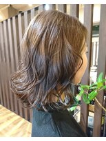 ウノプリール 京橋店(uno pulir)&nbsp;伸ばしかけ外はねクセ風ボブ