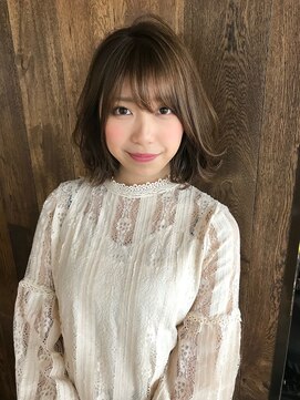 イマ(ima) shiwuミディアム小顔ヘア