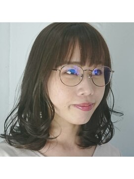チチヘアーワークス(titi HAIR WORKS) ミディアムカールスタイル