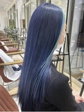 クアトログランシュ ひたちなか店(QUATRO×GranCieux) フェイスフレーミング×水色×ネイビーブルー