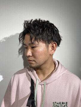 ドルクス 日本橋(Dorcus) 京橋　理容室　メンズ　大人のソフトツイストスパイラルパーマ