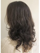 ラ ソレイル 浜松メイワン店 柔らかデジパ×インナーカラー 大人愛されスタイル