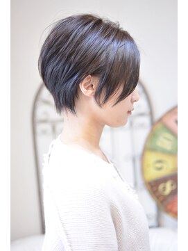 メイズ(MAZE) 【メイズ 東中野・鍛原志行】丸みショート