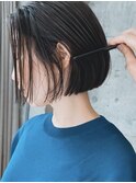 切りっぱなしボブ ワンレンボブ 前下りボブ 暗髪くすみブルー