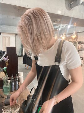 メーヴェ(Mowen) [ ホワイトベージュ ]