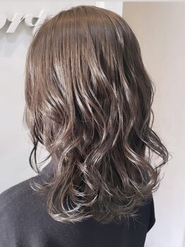 リボーン ビューティー リゾート(re-born Beauty Resort)の写真/印象を左右する顔周りのカットもお任せ◎髪質やクセを活かして、あなたの魅力を最大限に引き出します♪