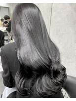 シティ(CITY)&nbsp;レイヤーカット ブルーブラック 表参道 韓国ヘア