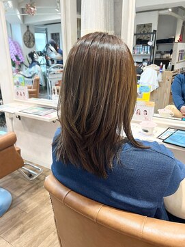 マカナ(makana) ミディアムレイヤー