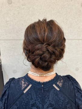 ヴィサージュ ギンザ VISAGE GINZA シニヨンスタイル