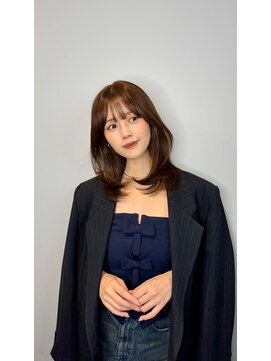 ラル 立川南口(lar) ミディアムレイヤー_ミニウルフチェリーブラウンホワイト