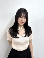 エルサザビューティー 神戸三宮(Elsa the beauty)&nbsp;ロングレイヤーカット 韓国風 顔まわりカットくびれヘア