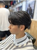 センターパート[バーバー/吉祥寺/スキンフェード／メンズ］