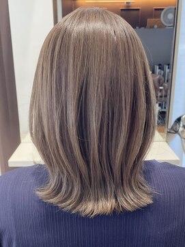 ワイボンドヘアー(Y bond hair) 似合わせカット40代50代60代ショートボブくびれレイヤーボブ