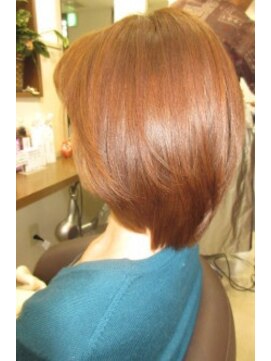 コアフィールフィス(COIFFURE fils) ひし形ボブ