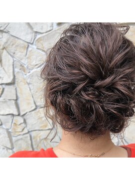 ヘアメイク ヴァロ(Hair Make VaLo) まとめアレンジ