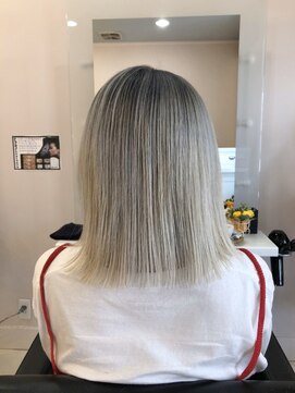 ソーホーニューヨーク 函館松陰店(SOHO new york) ホワイトアッシュカラー