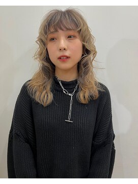 ロックス バイ マグ 松本(rocks BY MAG) 10代20代30代/ウルフ/インナーカラー/立体感/小顔/ベージュ