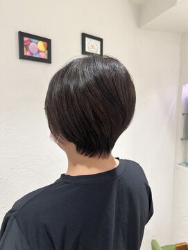 エクリ シセイドウ 麻布十番店(equri×SHISEIDO) 【麻布十番】襟足スッキリ大人ショート