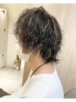 トゥーリ 長崎住吉店(tuuli)&nbsp;ウルフレイヤー×波巻きパーマ×ハイライト　Narito