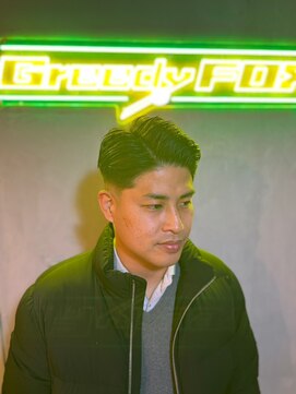 グリーディーフォックス 代々木(Greedy FOX) 束感/コンマヘア/アップバング/ツーブロックマッシュ/フェード