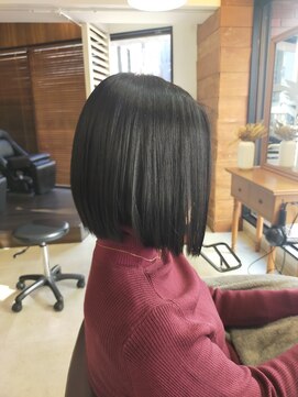 ラックオージュアン(LACOO-JUAN) 黒髪前下りボブ◆30代内巻き