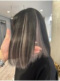 黒髪デザインカラー前髪インナーカラーベージュイヤリングカラー
