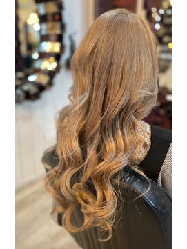 シークレットミラーズ(SECRET MIRRORS) ミルクティーベージュ×ミディアムロング