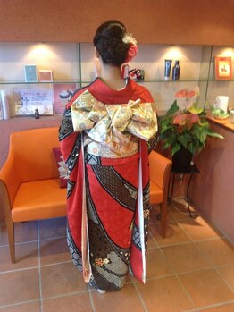 フランク 平野店(I's FRUNC)の写真/毎年大人気の成人式、結婚式etc...着付け＆ヘアセット☆流行に合わせて、大切な日を最高に可愛く彩ります。