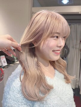 テトラ バイ ネオリーブ 横浜西口店(tetra by neolive) ハイトーンミルクティーベージュ**【横浜/横浜駅】