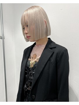 ピア ヤクイン(Pia Yakuin) high tone bob