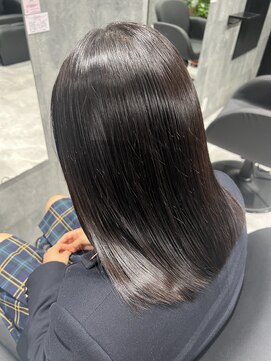 シェリール(Cherir) ミディアムボブ