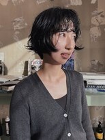 ロジ(loji)&nbsp;ショートボブと、くせ毛と、パーマ。