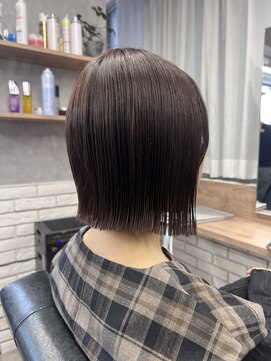 モク(mok) パツっと外ハネストレートボブ♪