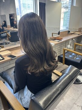 モク(mok) ナチュラルウェーブロング！