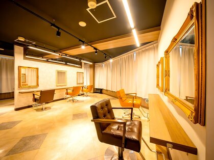 アーサス ヘアー デザイン 亀有店(Ursus hair Design by HEADLIGHT)の写真