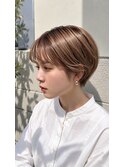 大人可愛い韓国風ショートウルフ前髪あり透明感カラーひし形