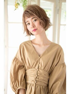 ルカ リノア(Luca lino:a) 印象的な前髪と柔らかいナチュラルなパーマで大人揺らぎボブ