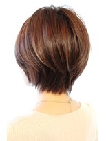 レウナ 外苑前(Reuna)&nbsp;３０代・４０代・５０代に人気シルエットが綺麗なショート