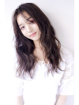 キートスバイガーランド (Kiitos by Garland) [Kiitos/吉祥寺]☆似合わせカットリラックスヴェールウェーブ☆