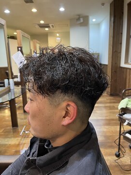 パームツリーリゾート(Parm tree resort) カット＋パーマ